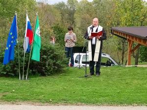 Otvoritev obnovljenega vodovoda Trebnji Vrh 2